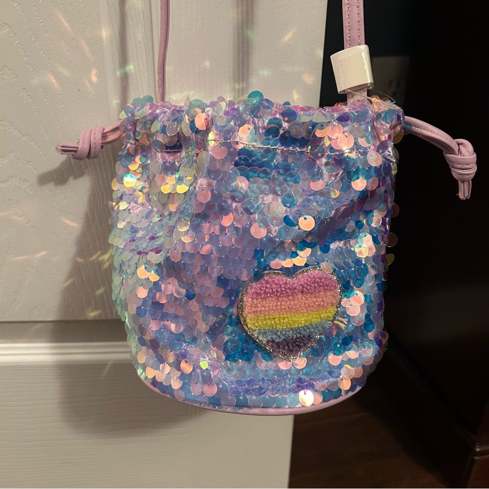 Inmocean Sequined NWOT Crossbody Bucket Bag with Rainbow Heart Purple